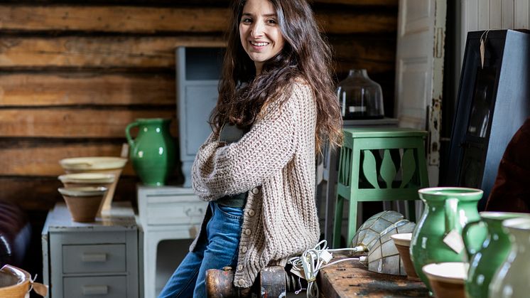  Nicole ger möbler nytt liv i en gammal bagarstuga