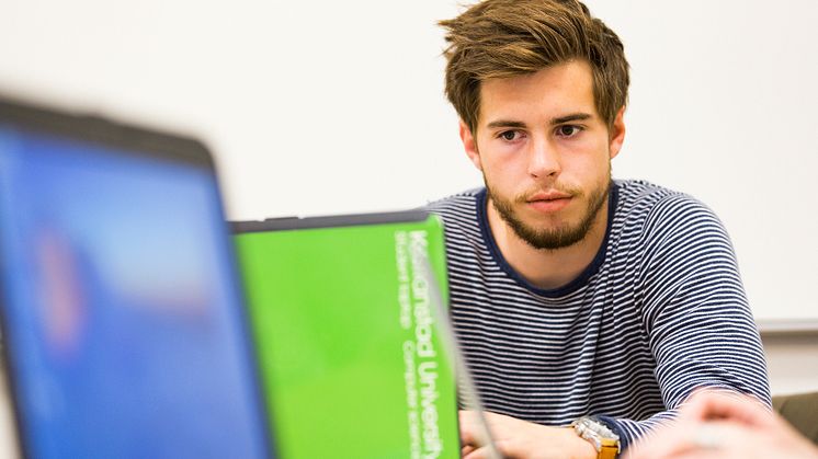 Student på Högskolan Kristianstad FRI ANVÄNDNING Foto Högskolan Kristianstad