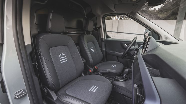 Transit Courier Cactus Grey (12)