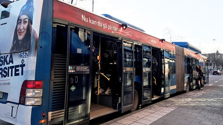 Hållplatstiden för bussarna på linje 4 har minskat med 36 procent.