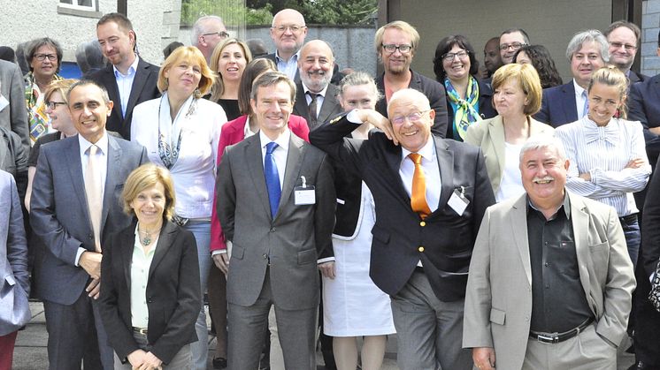 A light-hearted moment as members of Eurofound’s Governing Board prepare for a group photograph during the Groups meeting, which took place on 5–6 July.