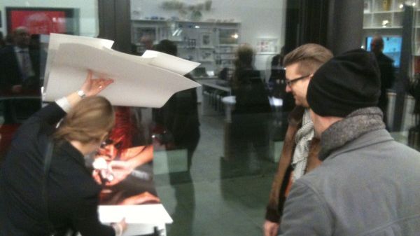 Ylvali demonstrates the unique qualities of the Iggesund wall calendar designed by OPEN 