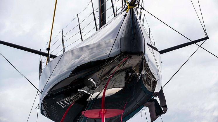 Alex Thomson 