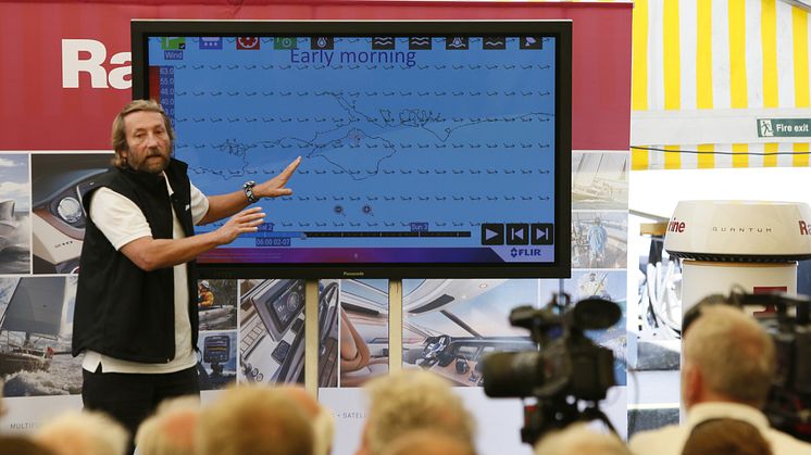 Marine meteorologist, Chris Tibbs giving last year's pre-race strategy during the all-important Raymarine Weather Briefing