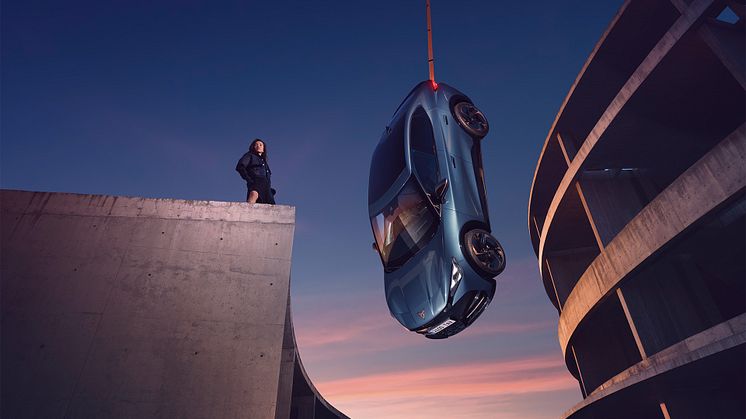 blue-cupra-tavascan-2024-electric-suv-coupe.jpg