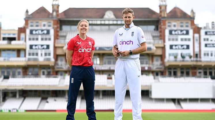 Heather Knight and Joe Root 23