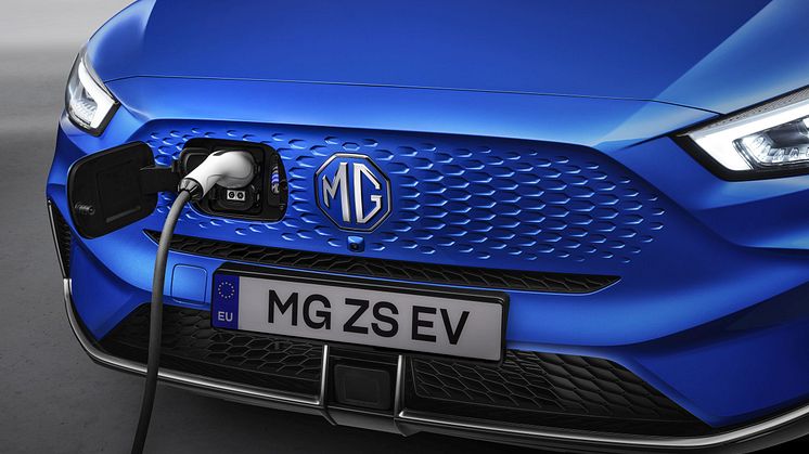 MG-ZS-EV-charge-port