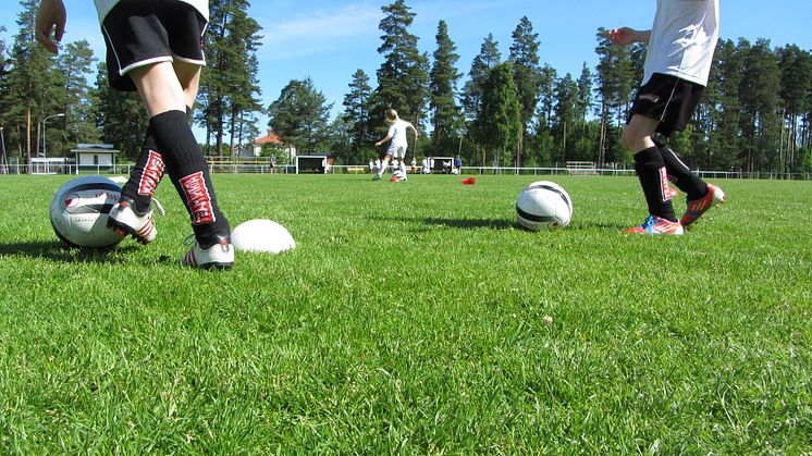Fotbollsungdomar får lära om barns rättigheter