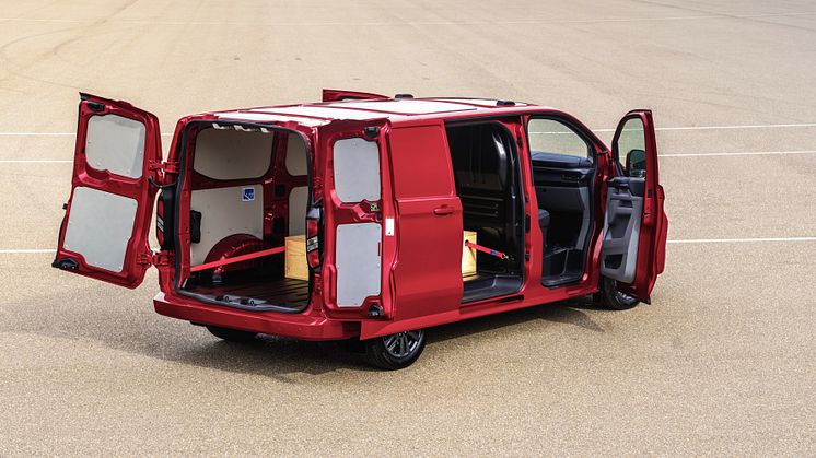 2023 TRANSIT CUSTOM LIMITED (21)