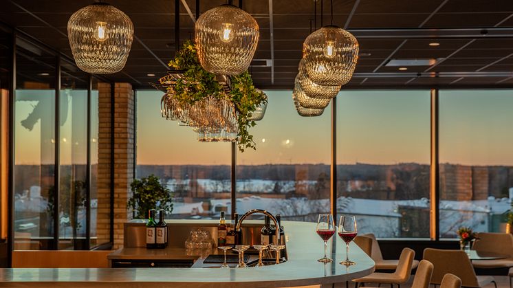 Skybar med utsikt över Markaryd i NIBE World of Energy.jpg