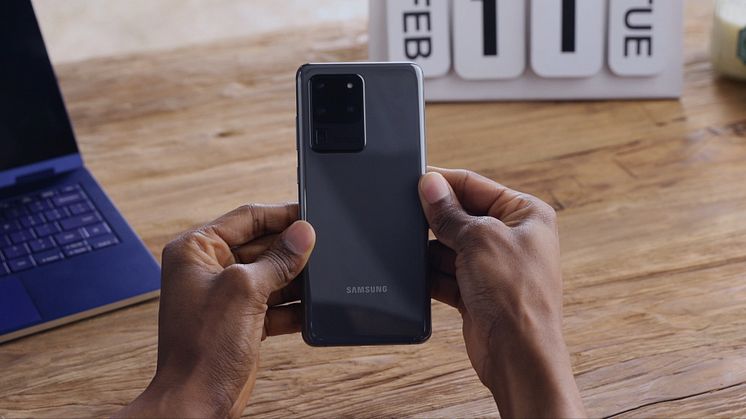 Galaxy_S20_Ultra_design_02_image