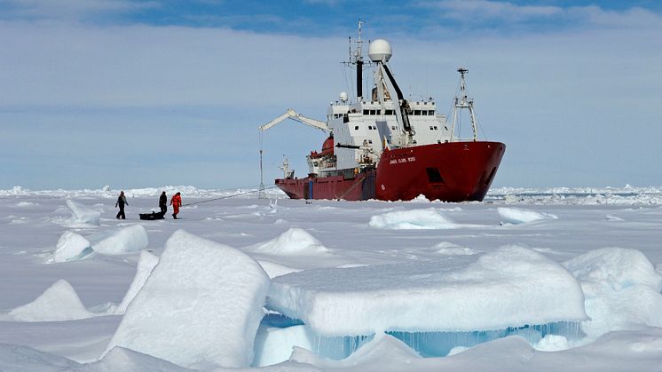 Researchers working in the Antarctic 