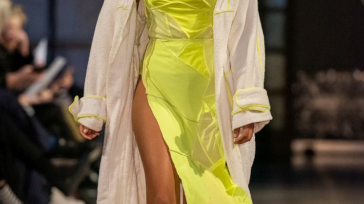 Lisa Jacobsson in collaboration with Rave Review