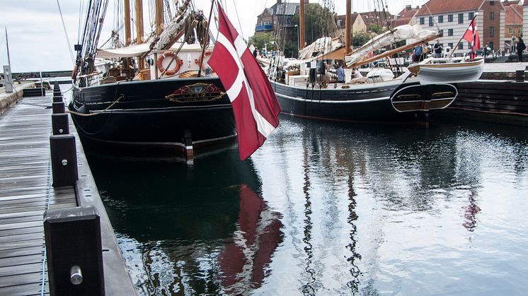 Skonnerterne ZAR og MIRA i Historisk Havn til Øresund på Langs 2019 (Foto_ Henrik_B._ Hansen