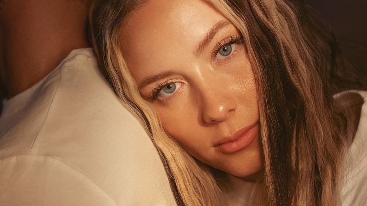 Wiktoria släpper powerballaden ”Need you to know” och presenterar kommande debutalbum