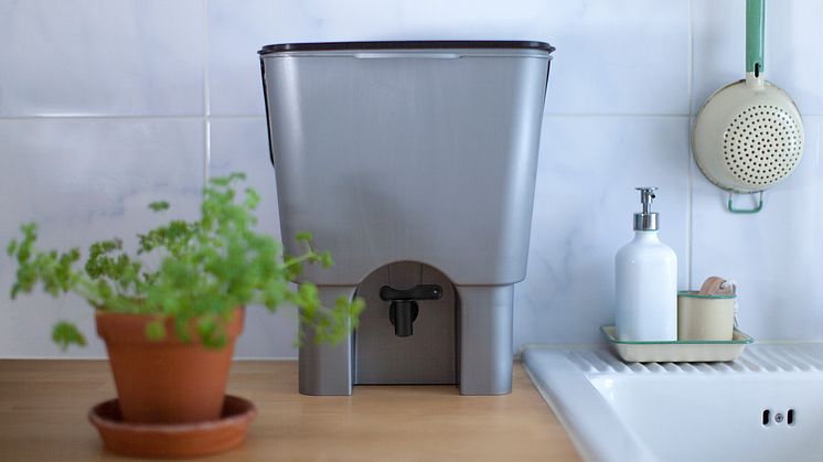 71170_Urban Garden_Kitchen_front