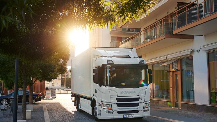 Scania esittelee täyssähkökuorma-auton, jonka toimintasäde on 250 km.