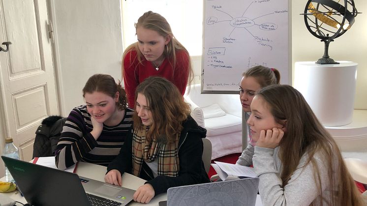 Louisenlunder Schülerinnen erarbeiten Businessplan