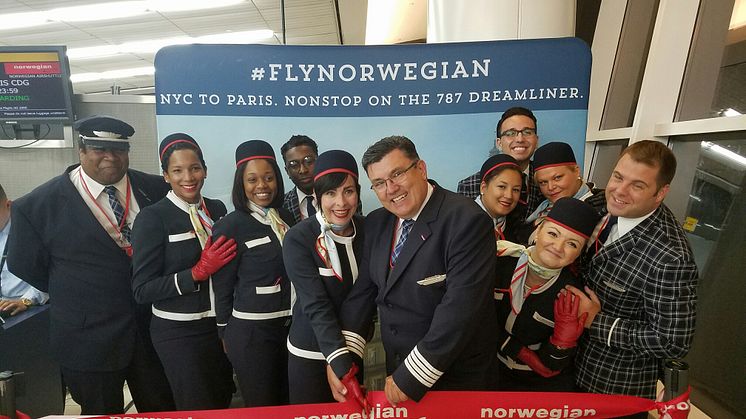 Norwegian's crew ahead of Norwegian's first flight between the US and France
