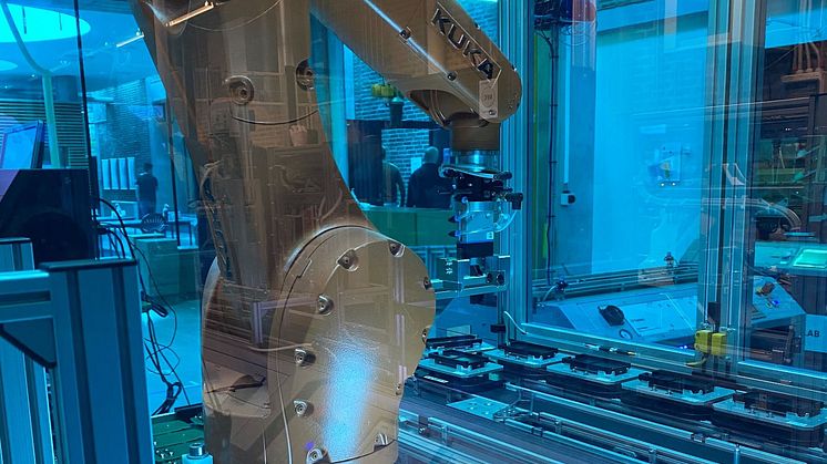 Aalborg Universitet Smart Production Lab