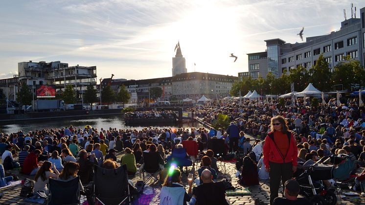 Sommertheater Liveübertragung 2017 - der Ponton am Bootshafen