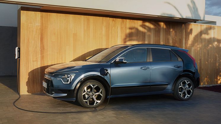 Kia Niro skiller sig ud ved at legemliggøre Kias designfilosofi, 'Opposites United' og ved unik brug af genanvendte interiørmaterialer