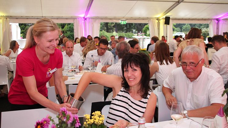 Benefiz-Veranstaltung: 3. Bärenherz Sommernacht bringt  19.000 Euro für Kinderhospiz (Impressionen)