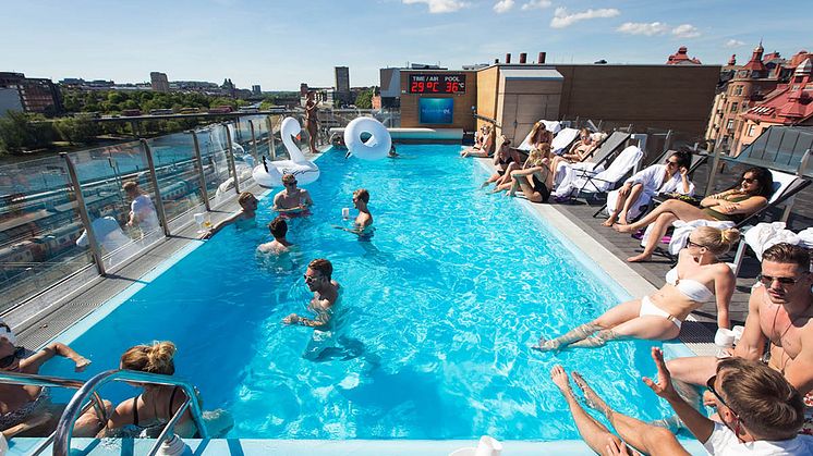 PoolPartyAtSelma
