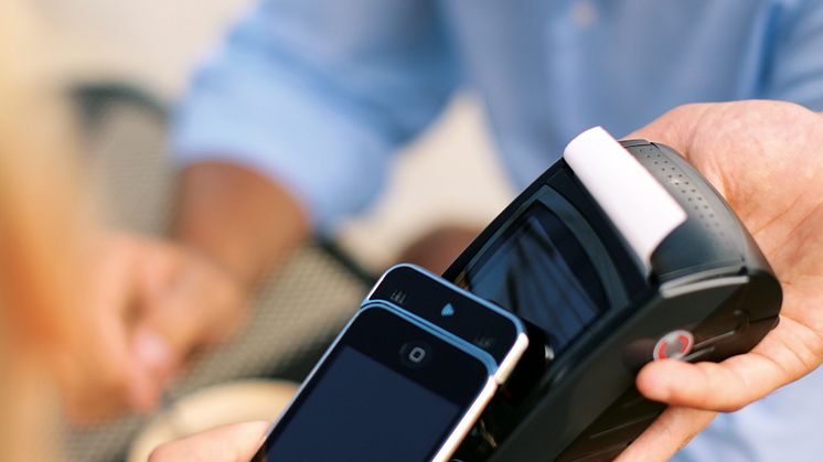 Con CartaSi puoi pagare con il tuo smartphone grazie alla funzionalità HCE di Android