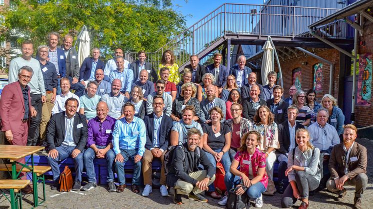Bild tagen i samband med Future By Lunds konferens i augusti 2019. På bilden medverkar några av de personer som finns med i samarbetet – personer på företag, i innovationssystem, på universitetet, i kommunens förvaltningar och i politiken.