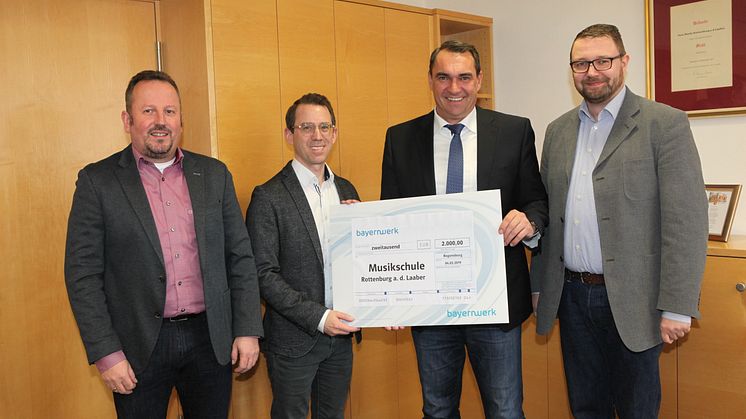 Instrumente für die Gründung von Bläserklasse in Rottenburg an der Laaber 