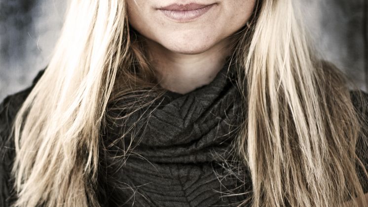 Författaren Elin Lindqvist föreläser i London om Fukushimakatastrofen