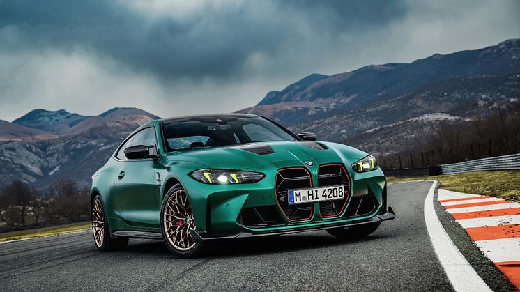 BMW M4 CS: kilpa-ajon tuntua arkiajoon