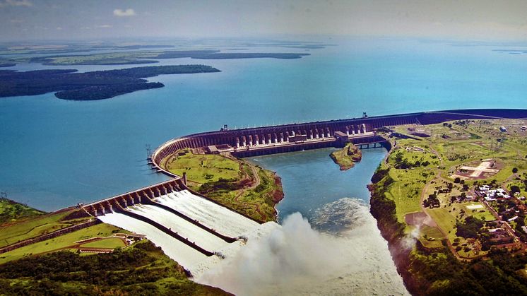 2. Itaipú, Brasilien/ Paraguay