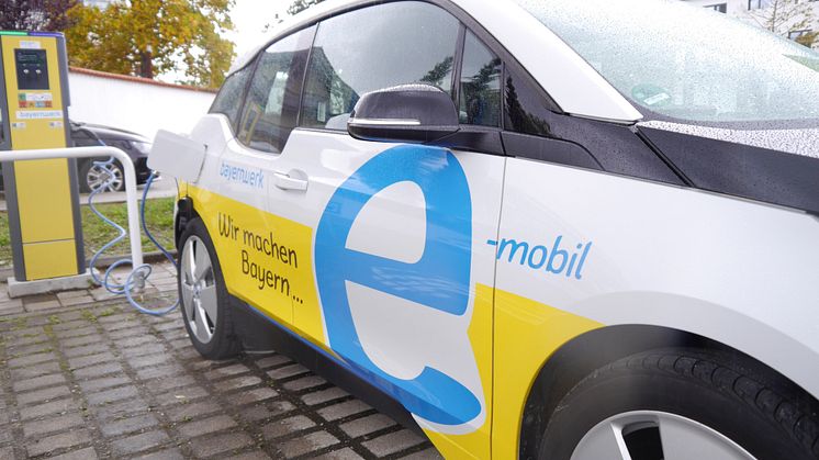 E-Mobilität am Bayernwerk Netzcenter Penzberg - Ladesäulen und Dienstleistungen
