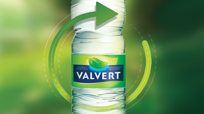 Nestlé lanseeraa sataprosenttisesti kierrätetystä muovista valmistetun vesipullon