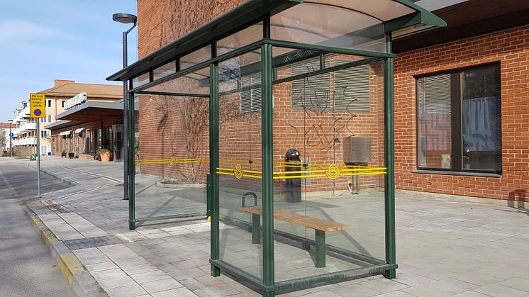 I december förra året drogs den nybyggda busshållplatsen för linje 115 vid Bromma sjukhus in. 
