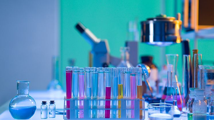 In der Life-Science-Branche stellt das Qualitätsmanagement durch die vielen Regularien eine große Herausforderung für Unternehmen dar. Bild: envanto elements