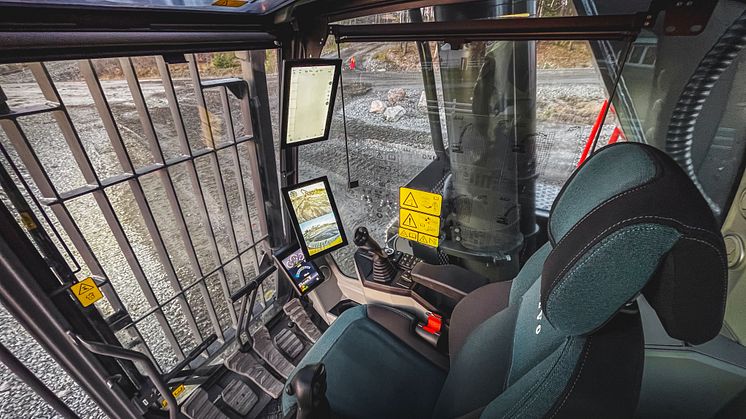 Volvo EC400 och EC500 High Reach - Demolition Assist