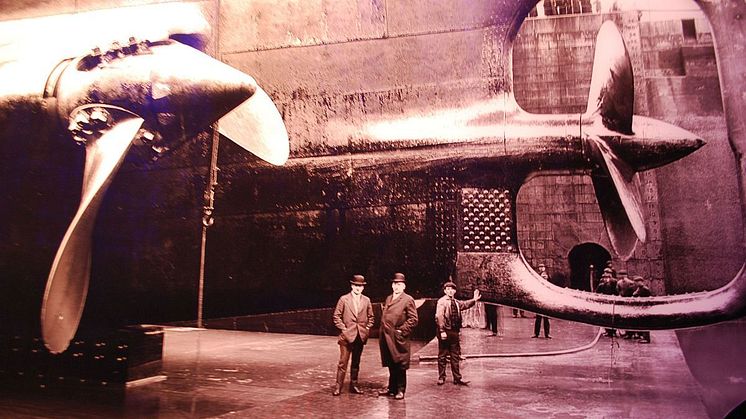 Das 360°-Panorama wird durch eine begleitende Ausstellung ergänzt
