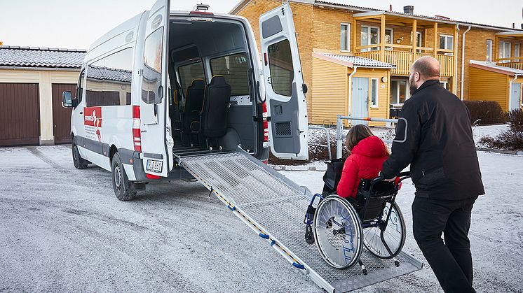 En fungerande färdtjänst är en förutsättning för ett aktivt och självständigt liv för många personer med funktionsnedsättning.