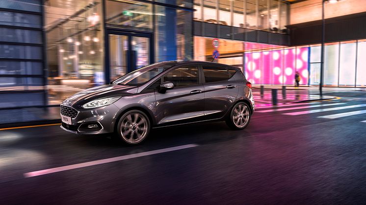 Fiesta udvides med hybridteknologi og 7-trins automatgear