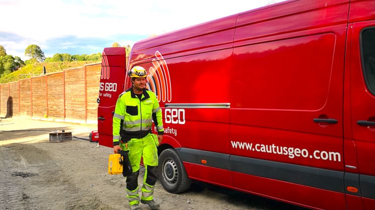 Geolog Sigmund Brekke Langelid i Gautus Geo i arbeid