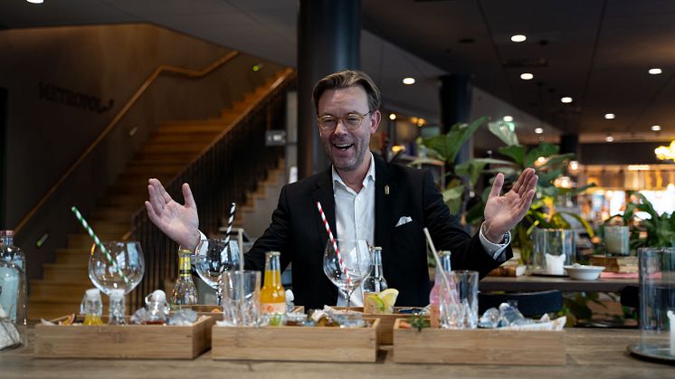 Definitionen av roomservice och minibar har fått en ny innebörd på hotellet