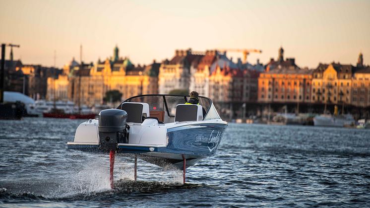 Elbåtar på Allt för Sjön: Svenska, flygande Candela Seven är framtiden för motorbåtar