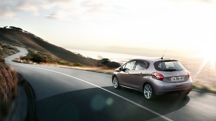 Peugeot leder loppet mot låga koldioxidutsläpp - Peugeot 208