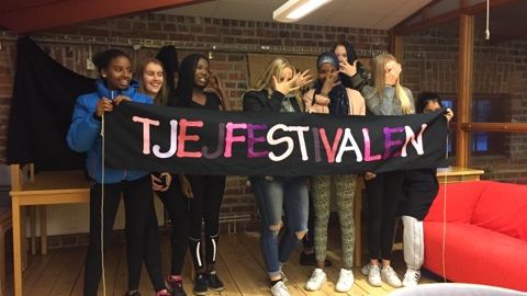 Separatistisk tjejfestival på Hamnmagasinet 