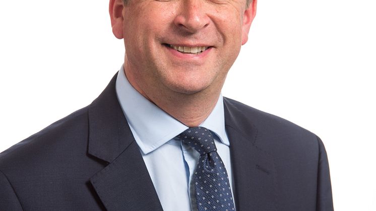 Chris Everett Allianz.jpg