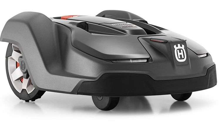 Husqvarna connected robotic lawn mower 450X