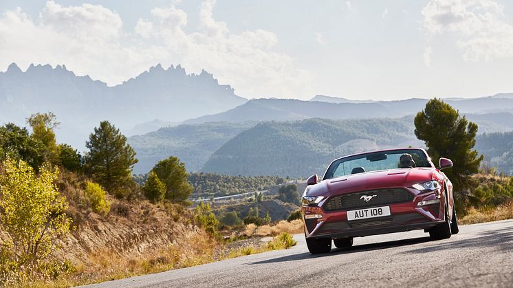 FORD MUSTANG 2017 (7)